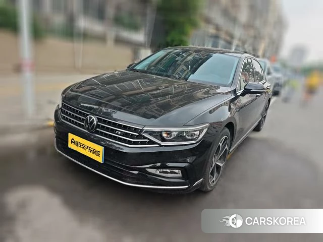 Volkswagen Magotan 2025 Черный из Китая, фото 5