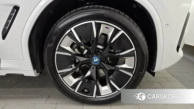 BMW iX3 id 3769600 из Кореи 15