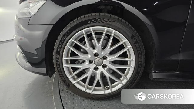 Audi New A6 id 3899928 из Кореи 15