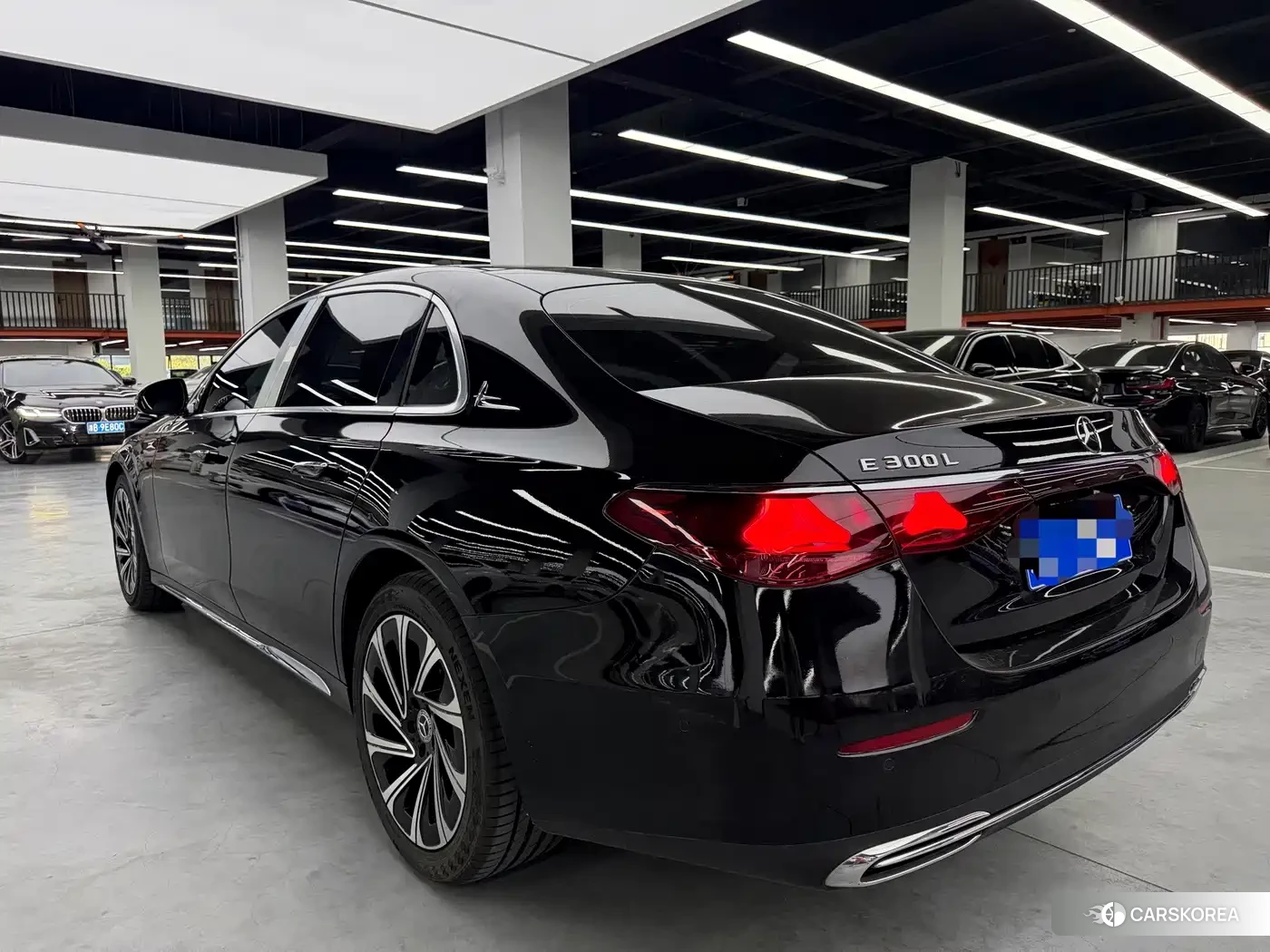 Mercedes-Benz E-Class id 4659832 из Китая 10