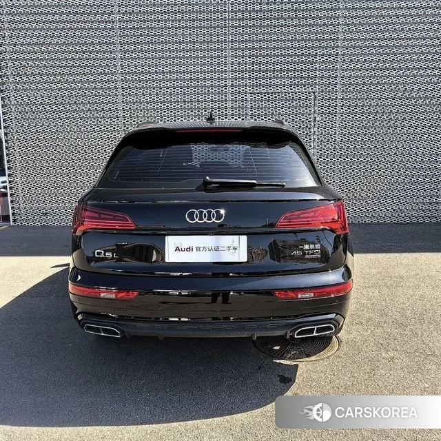 Audi Q5L 2025 Черный из Китая, фото 6