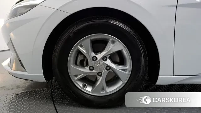 Hyundai Avante (CN7) id 3432838 из Кореи 15