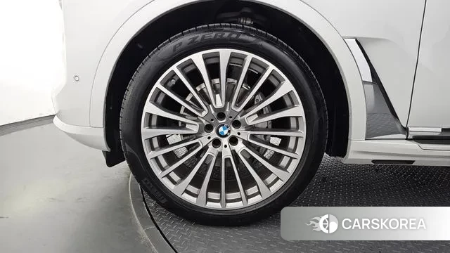 BMW X7 (G07) id 3347549 из Кореи 15