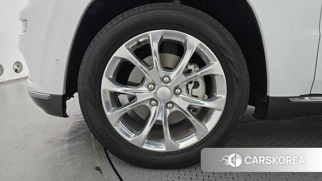 Jeep Grand Cherokee id 4525027 из Кореи 25