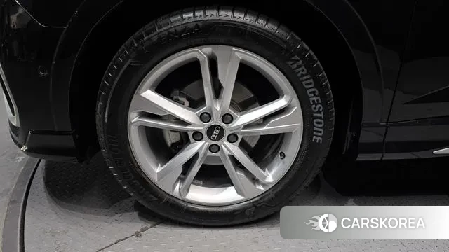 Audi Q3 (F3) id 3701318 из Кореи 15