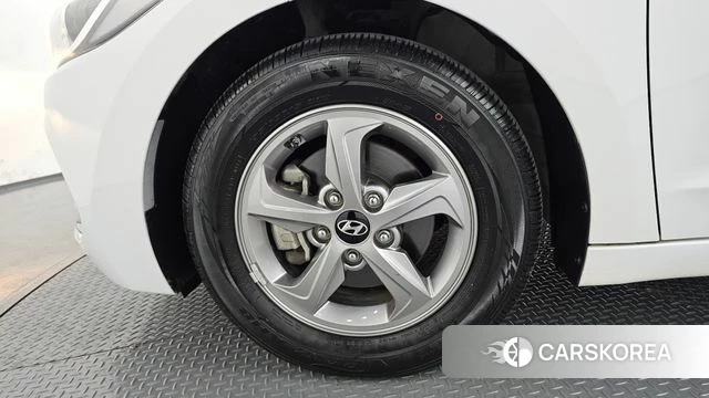 Hyundai Avante AD id 4390589 из Кореи 25