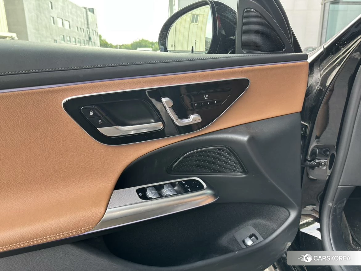 Mercedes-Benz E-class (imported) 2024 Черный из Китая, фото 6