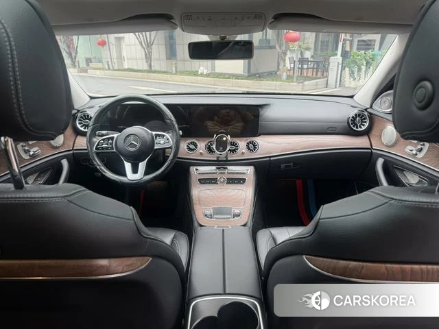 Mercedes-Benz E-class id 4209671 из Китая 10