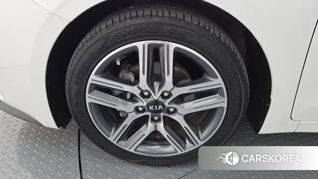 Kia Come New K3 id 3004947 из Кореи 15