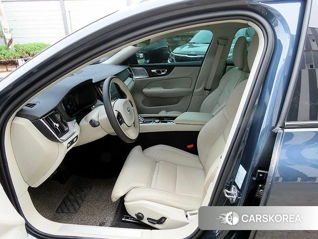 Volvo V60 Cross-Country 2nd Generation id 4393618 из Кореи 15