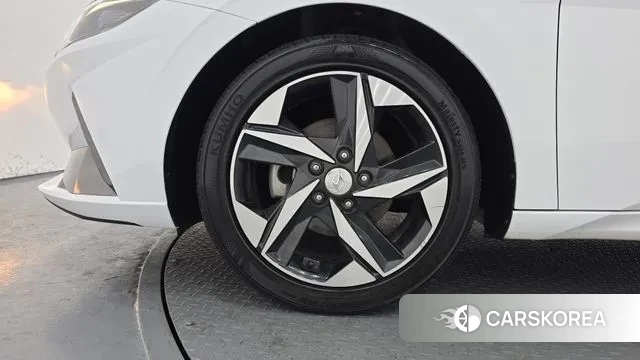 Hyundai Avante (CN7) id 3686834 из Кореи 15