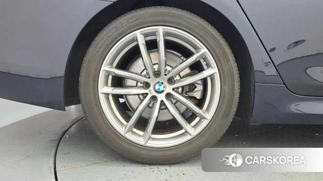BMW 5 Series (G30) id 4717315 из Кореи 15