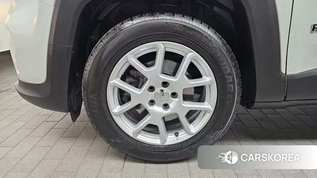 Jeep Renegade id 2906431 из Кореи 15