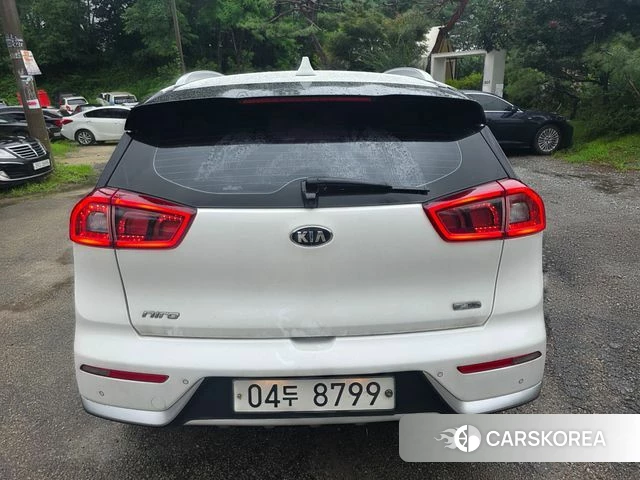 Kia Niro id 4610427 из Кореи 14