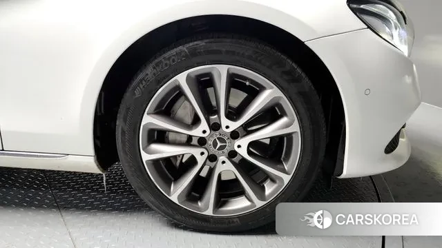 Mercedes-Benz E-Class W213 id 3641591 из Кореи 15