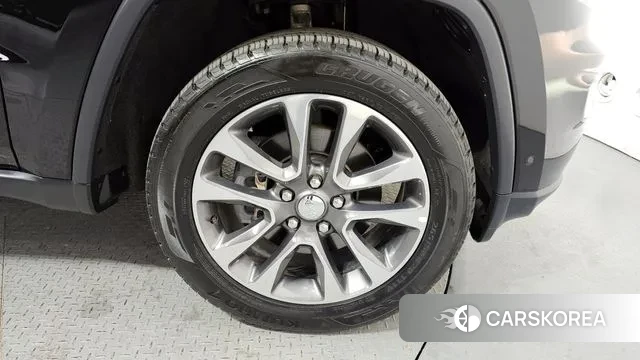 Jeep Grand Cherokee id 3703843 из Кореи 15