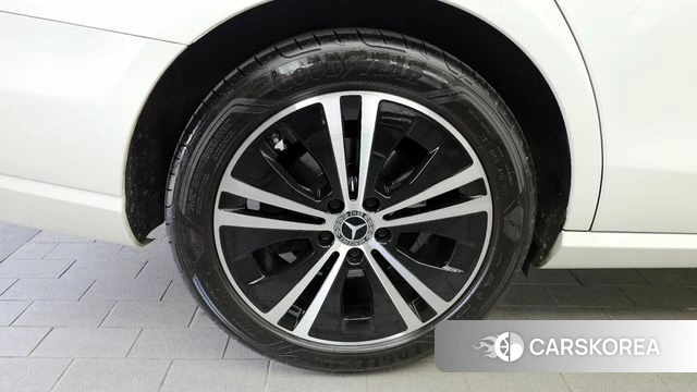 Mercedes-Benz E-Class W213 id 3839633 из Кореи 15