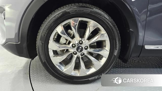 Kia The New Sorento id 4430175 из Кореи 25