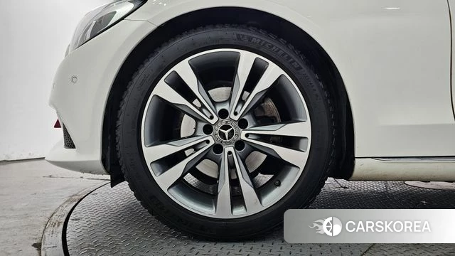Mercedes-Benz C-Class W205 id 4425030 из Кореи 26