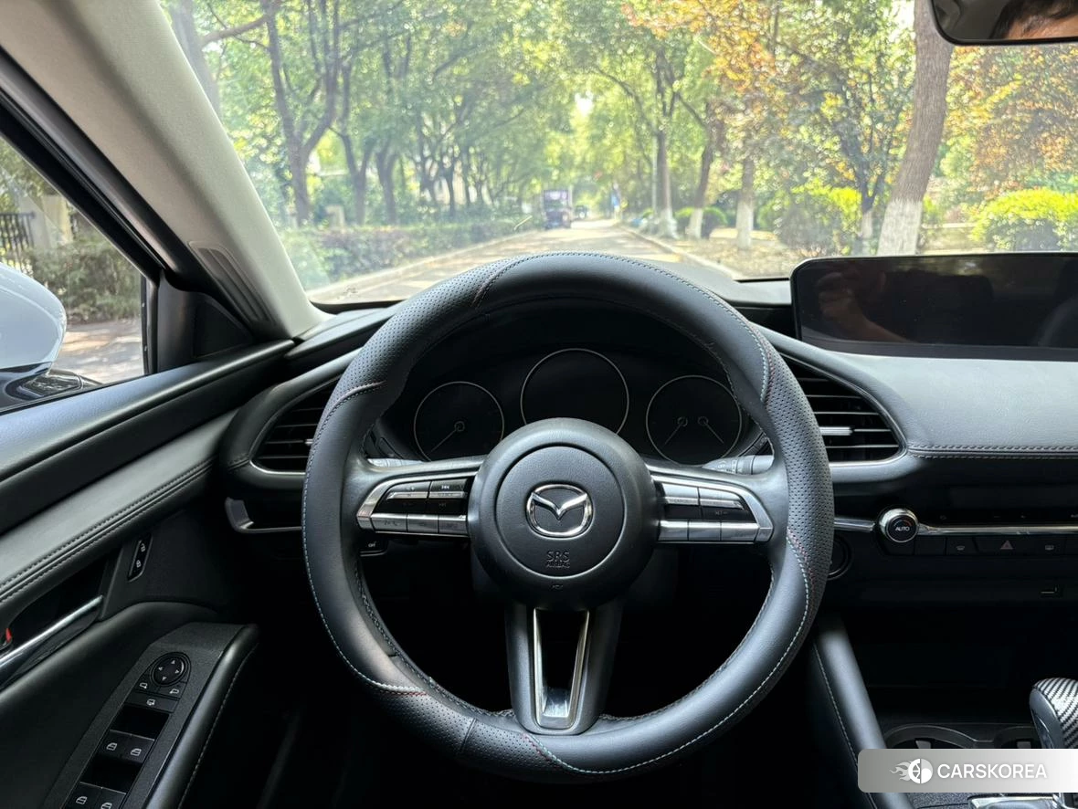 Mazda 3 Angkesaila 2023 Белый из Китая, фото 6