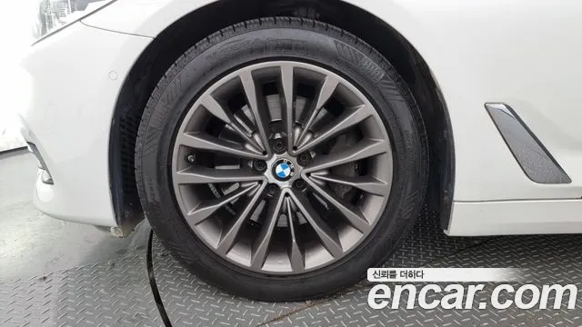 BMW 5 Series (G30) id 2827587 из Кореи 15