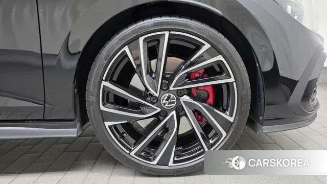 Volkswagen Golf 8th Generation id 3359446 из Кореи 15