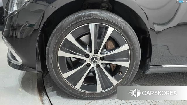 Mercedes-Benz E-Class W213 id 4784630 из Кореи 15