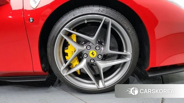 Ferrari F8 Tributo id 2891260 из Кореи 15