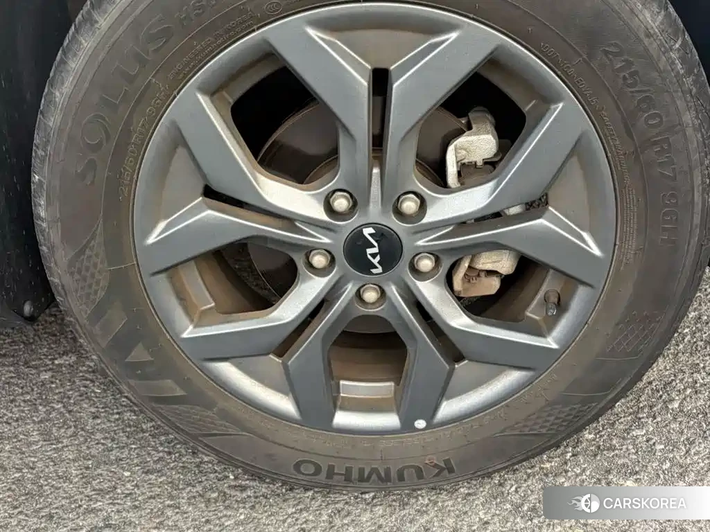 Kia Seltos id 4514380 из Китая 13
