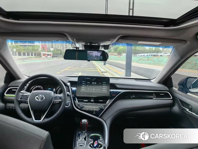 Toyota Camry 2022 Белый из Китая, фото 5