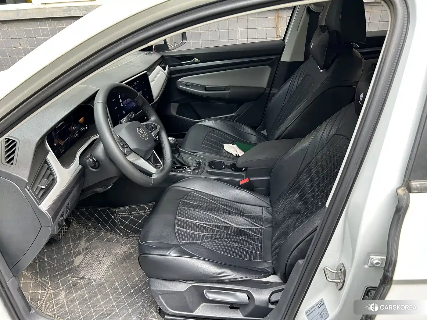 Volkswagen Bora id 4577479 из Китая 15