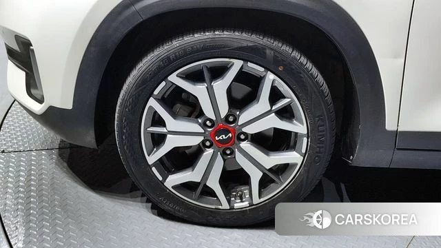 Kia Seltos id 3903762 из Кореи 15