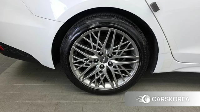 Genesis The New G70 id 3935352 из Кореи 15