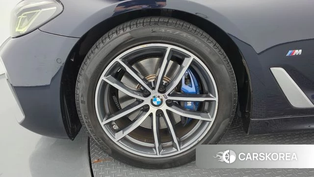BMW 5 Series (G30) id 4793995 из Кореи 34