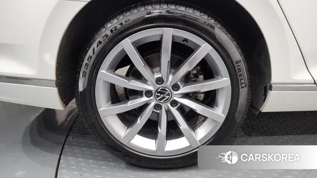 Volkswagen Passat GT (B8) id 3546279 из Кореи 15