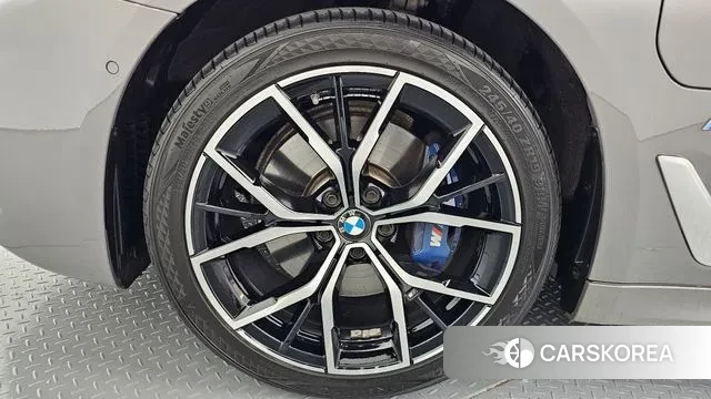 BMW 5 Series (G30) id 3453986 из Кореи 15