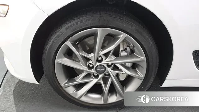 Genesis The New G70 id 3477804 из Кореи 15