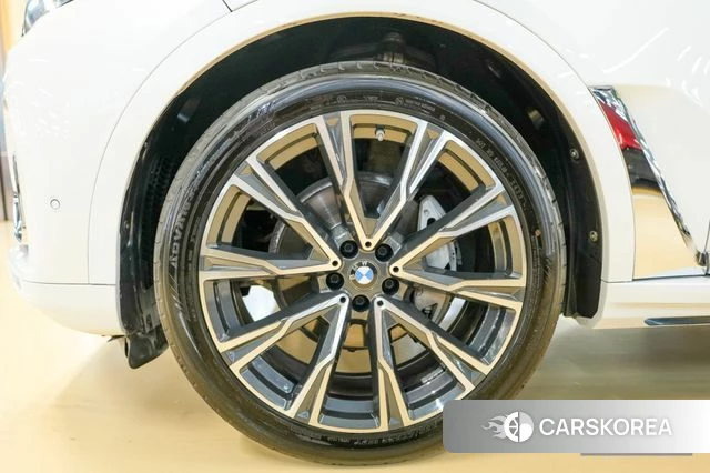 BMW X7 (G07) id 4339384 из Кореи 15