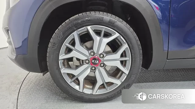 Kia Seltos id 3741737 из Кореи 15