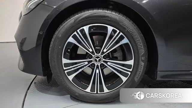 Mercedes-Benz E-Class W214 id 3031405 из Кореи 15