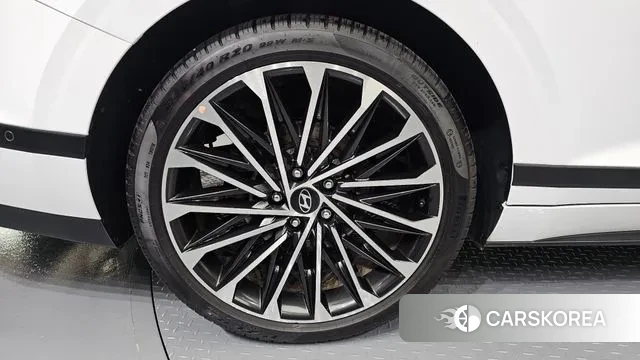 Hyundai Grandeur Hybrid (GN7) id 3327334 из Кореи 15