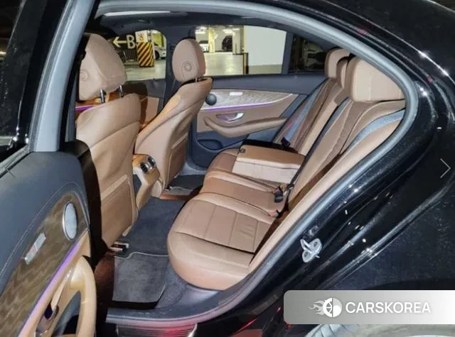 Mercedes-Benz E-Class W213 2021 Черный из Кореи, фото 5