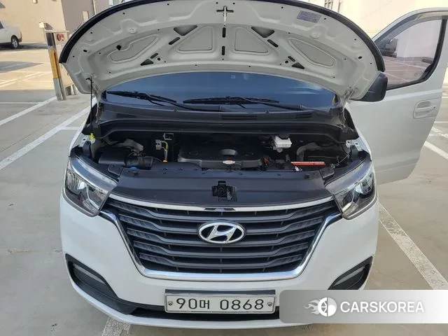 Hyundai The New Grand Starex id 3789406 из Кореи 12