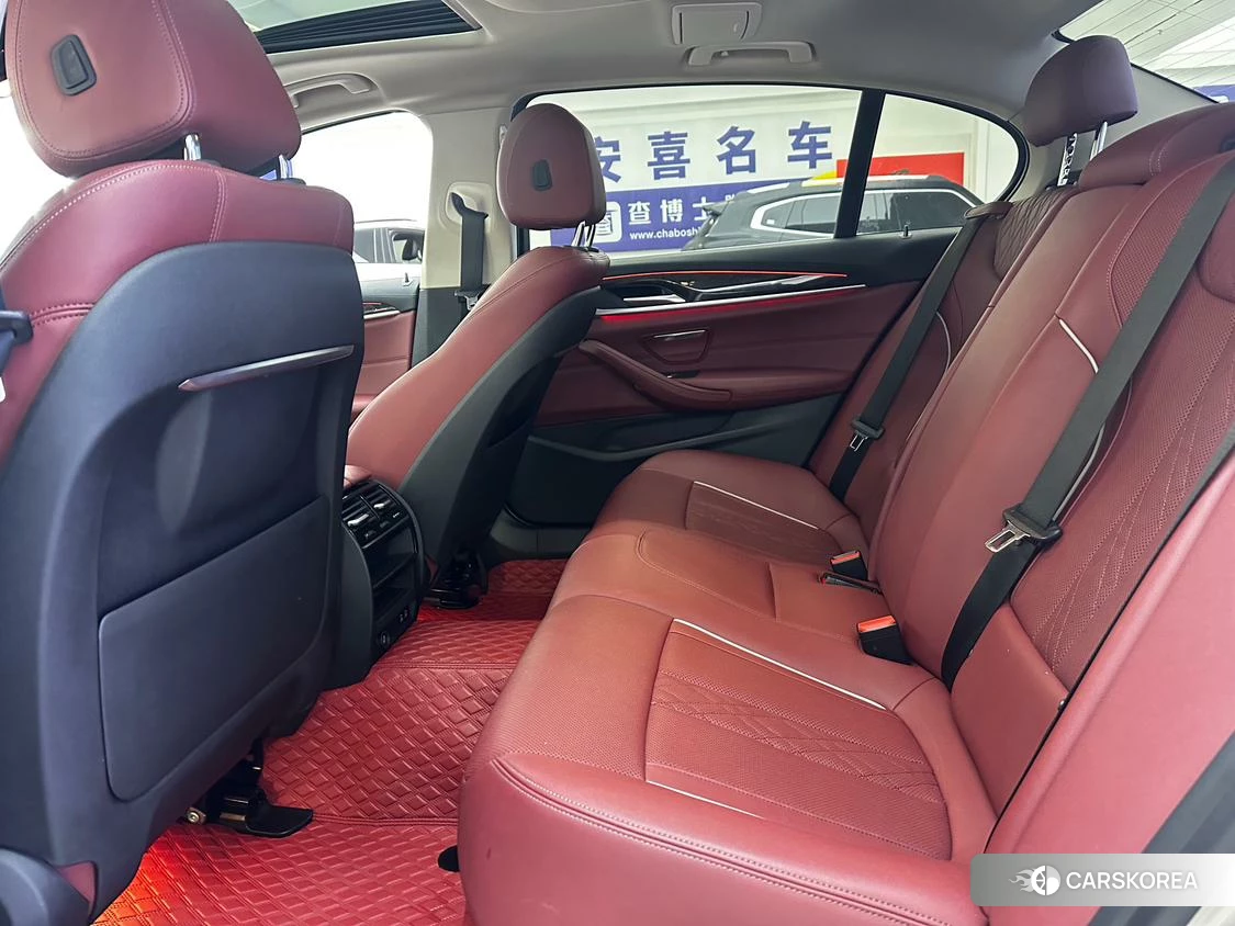 BMW 5 series id 4420295 из Китая 28