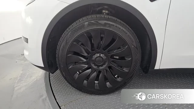 Tesla Model Y id 3359851 из Кореи 15