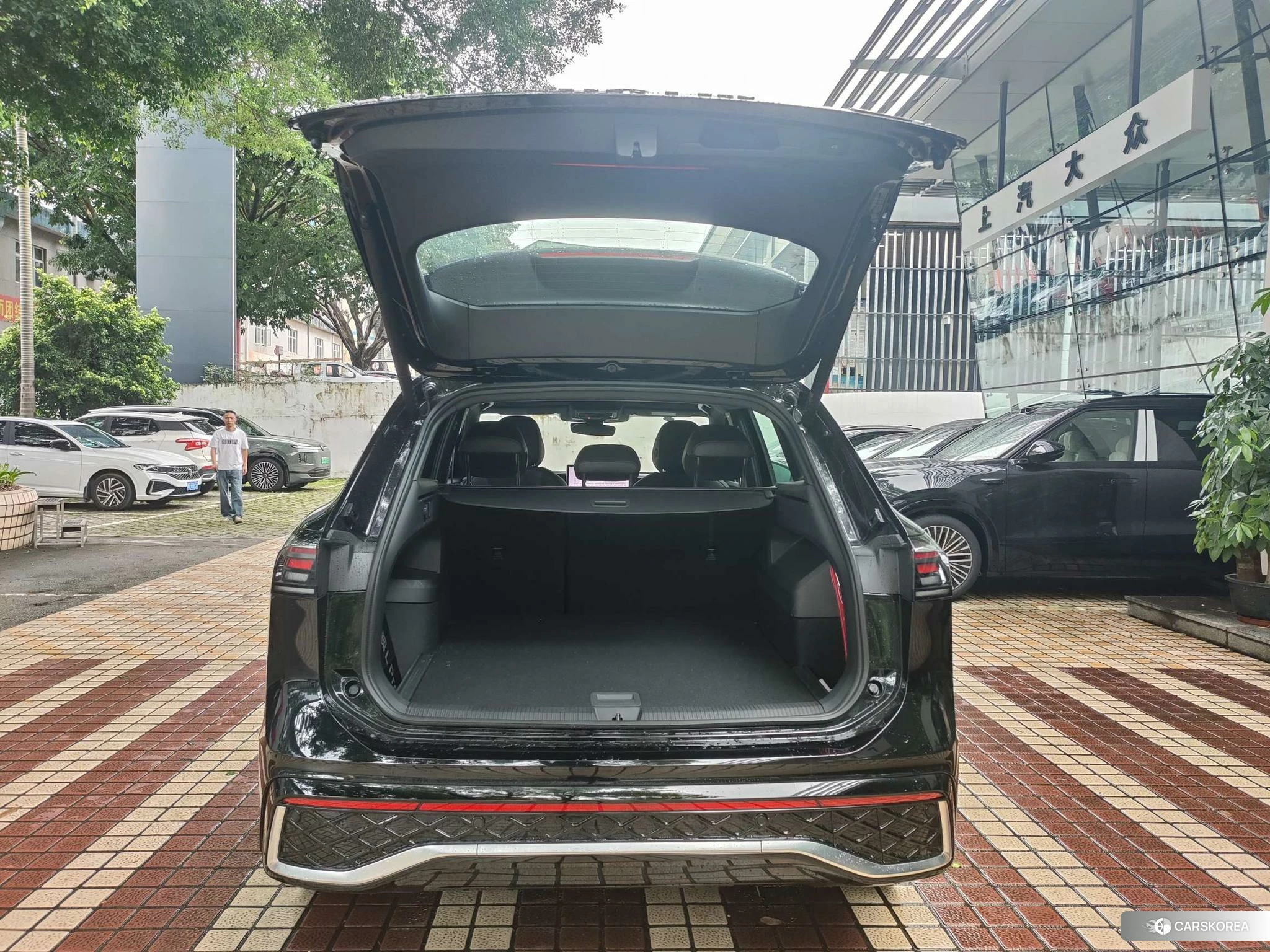 Volkswagen Tiguan L id 4479592 из Китая 7