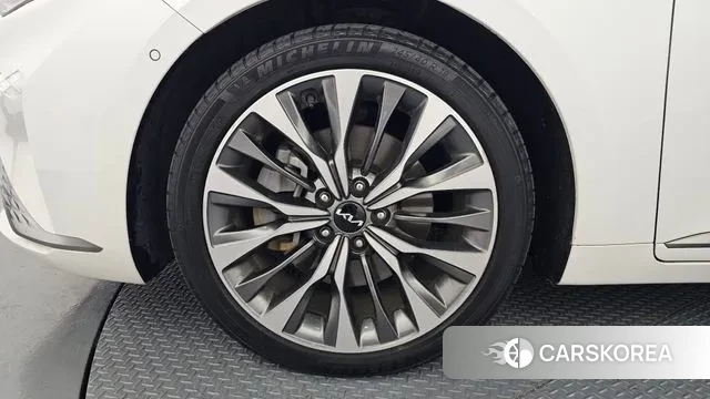 Kia K8 id 3759437 из Кореи 15