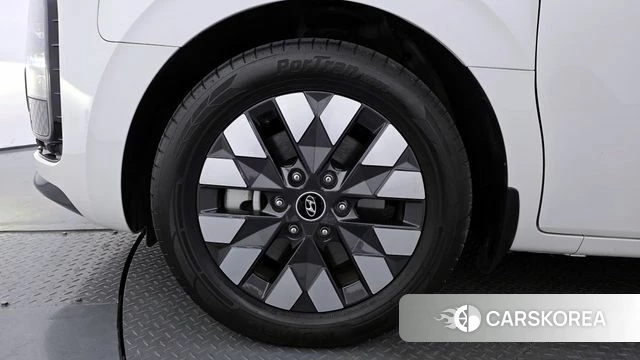 Hyundai Staria id 3826608 из Кореи 15