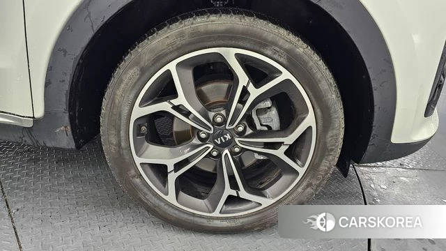 Kia Sportage The Bold id 4356286 из Кореи 25