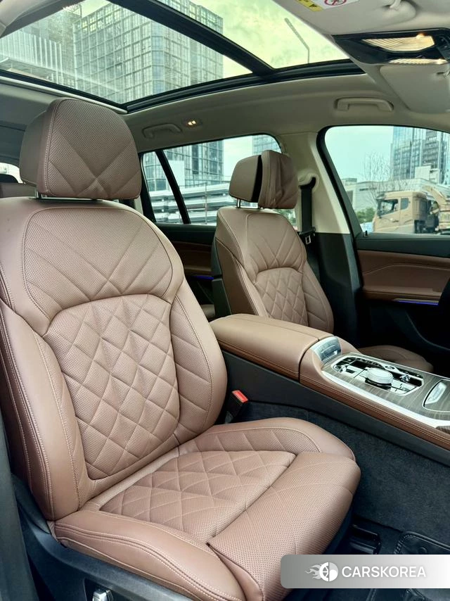 BMW X7 id 4333248 из Китая 17